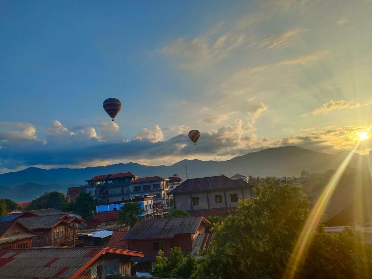 Vang Vieng Trendy Hotel 外观 照片