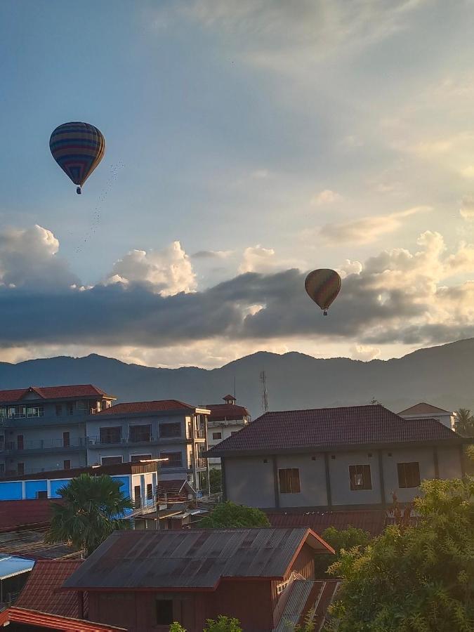 Vang Vieng Trendy Hotel 外观 照片